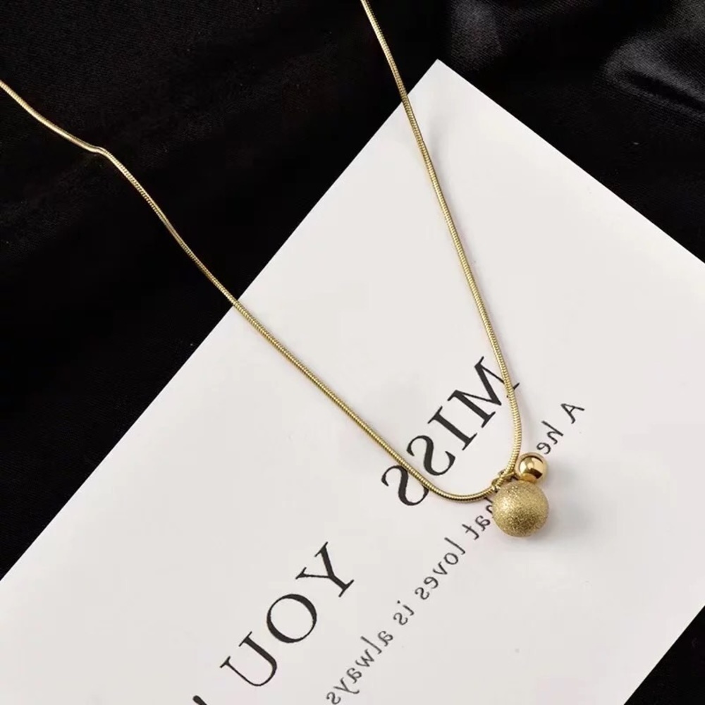 New Simple Fashion Double Golden Ball Titanium Steel Necklace